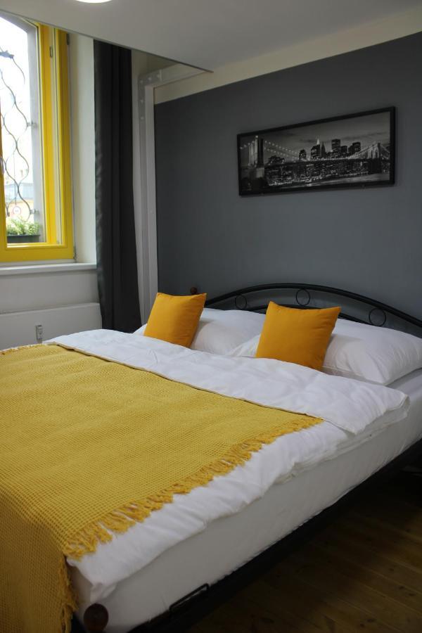 Apartment Lyly - Modern With Free Parking Prag